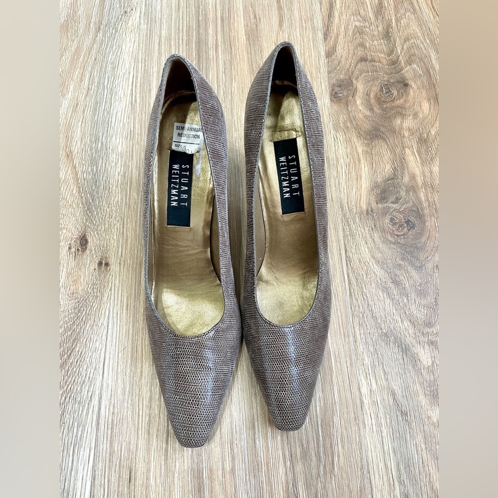 Stuart Weitzman Leather Pumps - Women's 10.5 Vintage Greige Embossed Pointed Toe